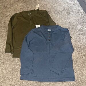 Long Sleeve shirts💚💙